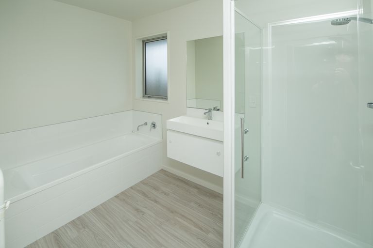 Photo of property in 18 Munich Place, Bromley, Christchurch, 8062