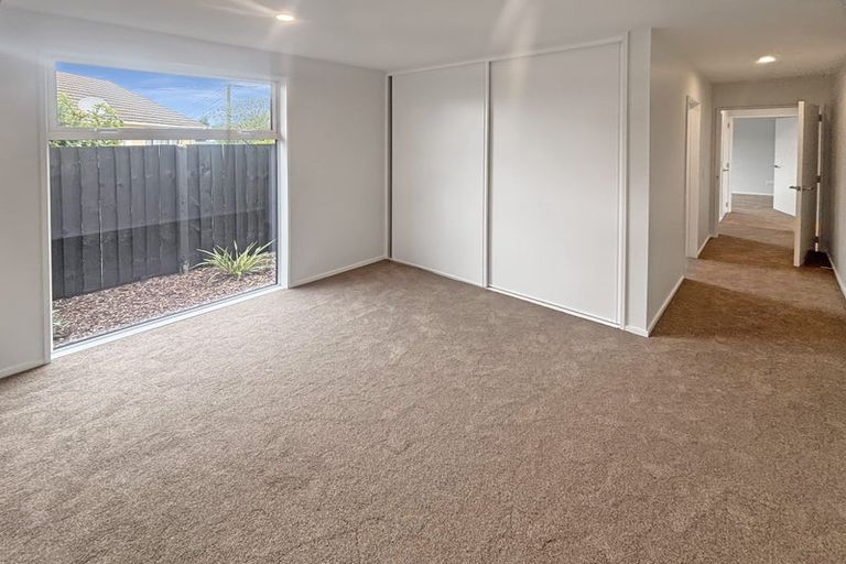 Photo of property in 12/9c Cuffs Road, Wainoni, Christchurch, 8061