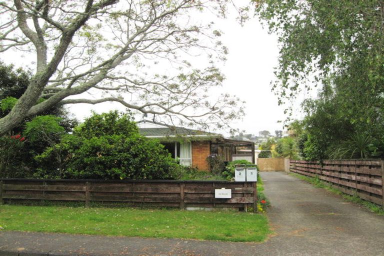 Photo of property in 1/9 Motuora Road, Manly, Whangaparaoa, 0930