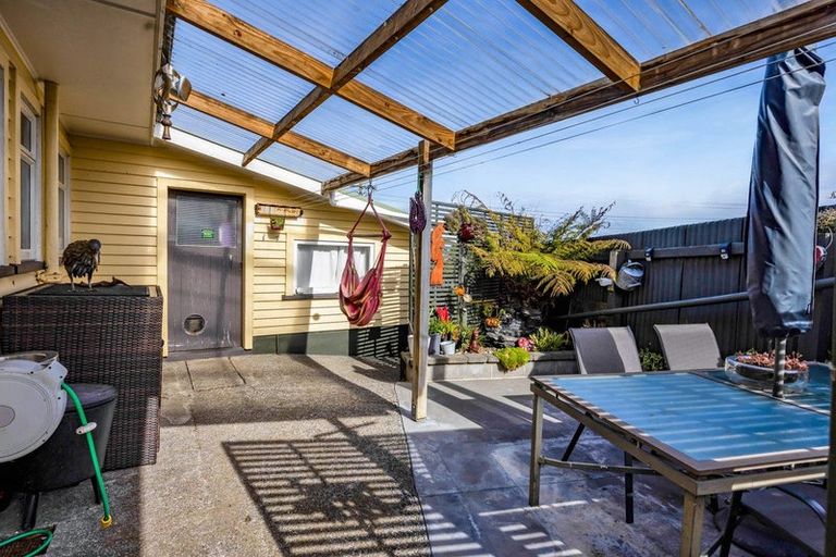 Photo of property in 52 Fairfield Road, Hawera, 4610