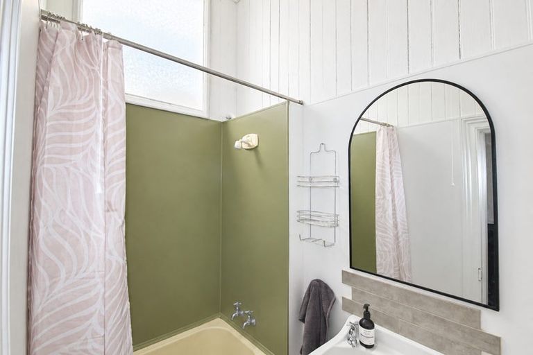Photo of property in 7 Braid Road, Dunedin Central, Dunedin, 9016