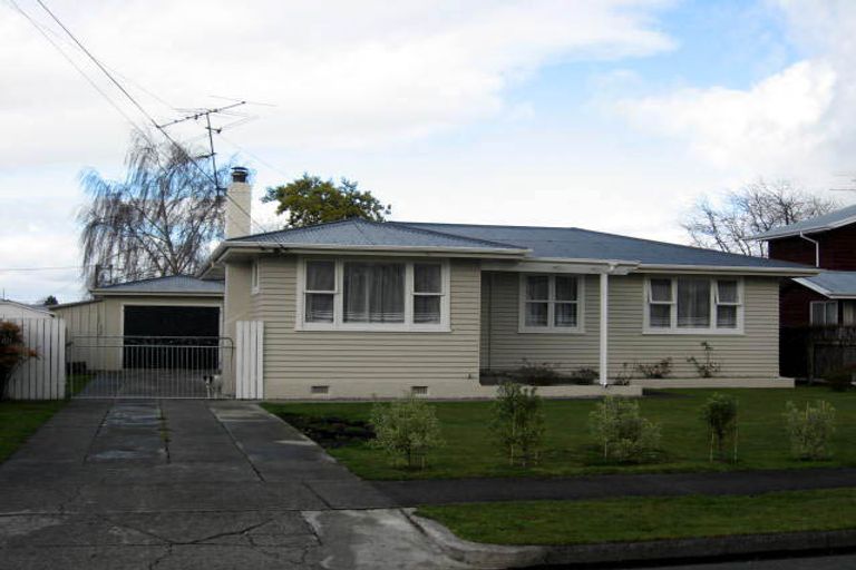 Photo of property in 55 Fergusson Street, Solway, Masterton, 5810