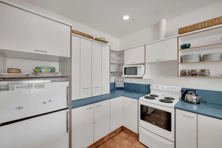 Photo of property in 9a Charles Street, Westshore, Napier, 4110