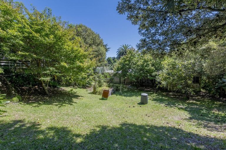 Photo of property in 686 Waikawa Beach Road, Waikawa Beach, Levin, 5573