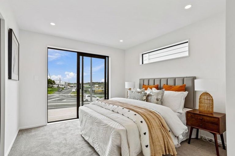Photo of property in 1c Matakohe Road, Westgate, Auckland, 0814