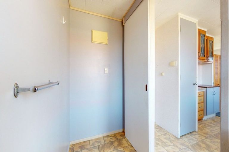 Photo of property in 6 Miller Place, Ngatea, 3503