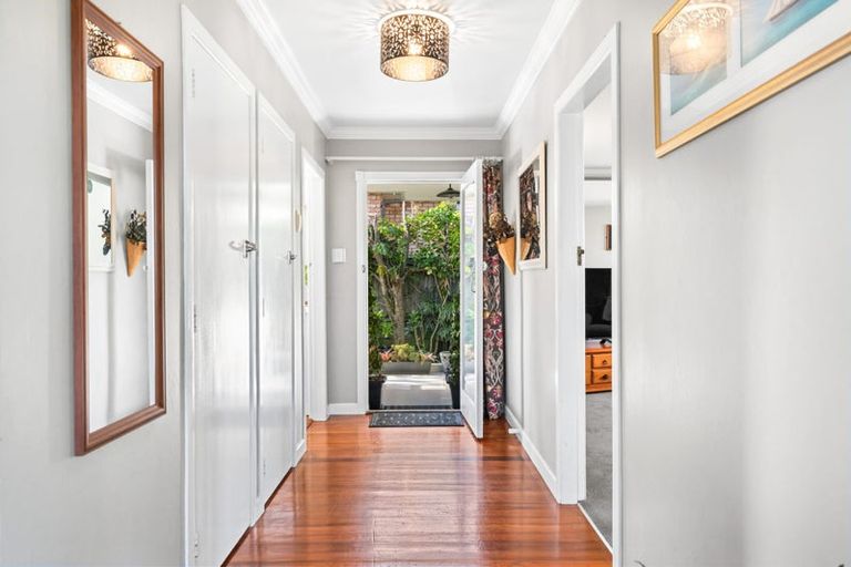 Photo of property in 2a Sherwood Road, Onerahi, Whangarei, 0110
