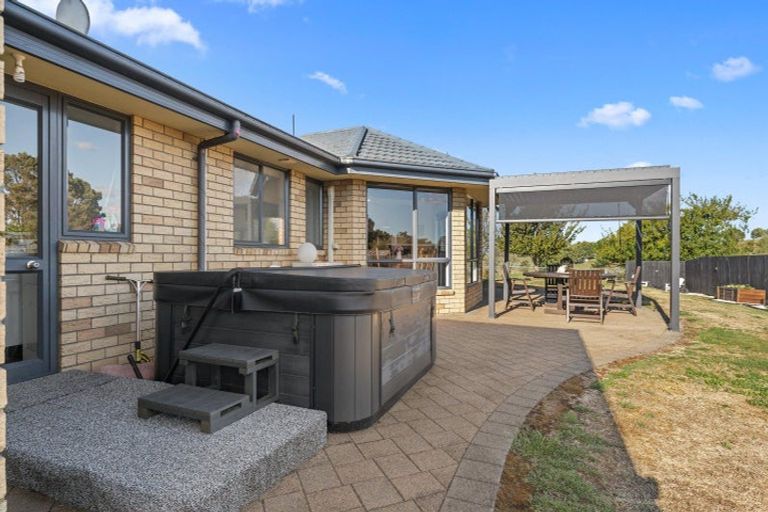 Photo of property in 398 Puketawai Road, Otorohanga, 3976