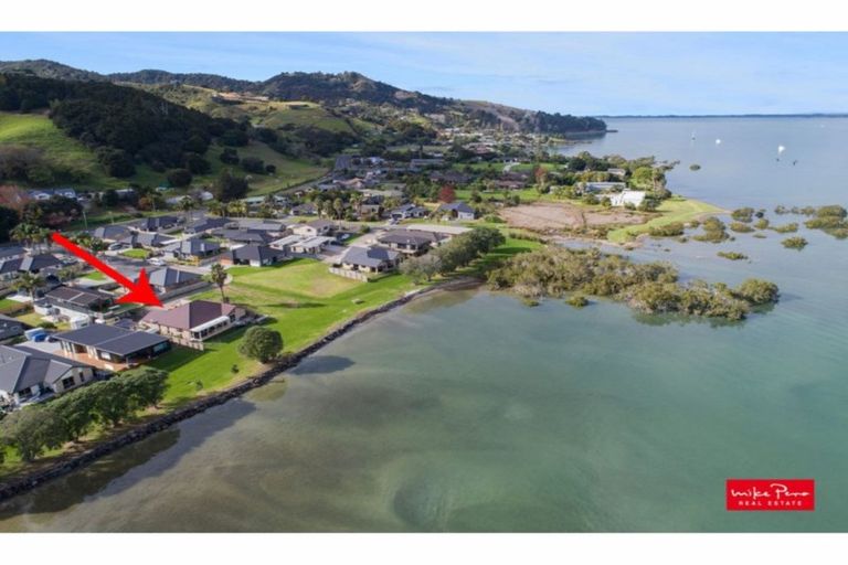 Photo of property in 13 Tropicana Drive, Tamaterau, Whangarei, 0174