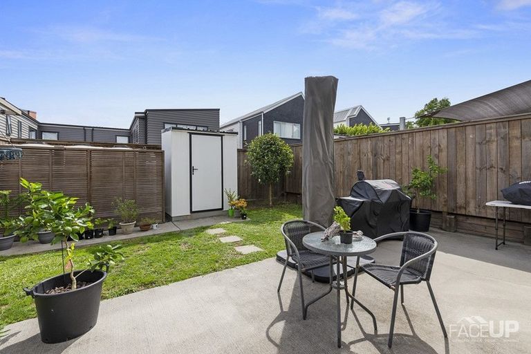 Photo of property in 6 Tuatua Road, Hobsonville, Auckland, 0616