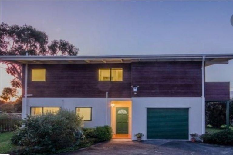 Property details for 18 Gilliam Street, New Lynn, Auckland, 0600