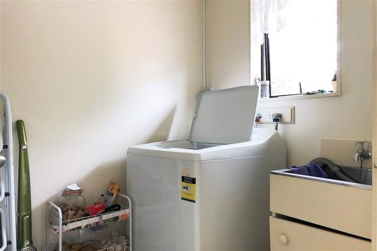 Photo of property in 216 Solar Road, Glen Eden, Auckland, 0602