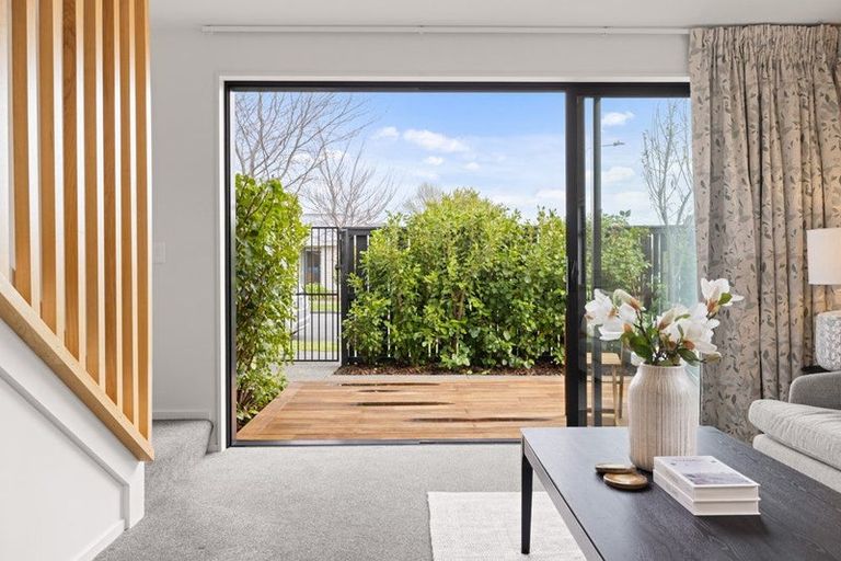 Photo of property in 52a Picton Avenue, Riccarton, Christchurch, 8011