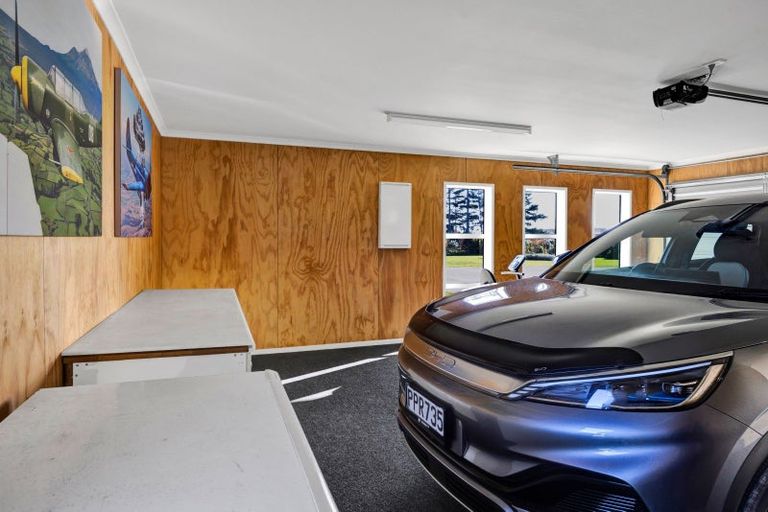 Photo of property in 60 Turangi Road, Motunui, Waitara, 4383