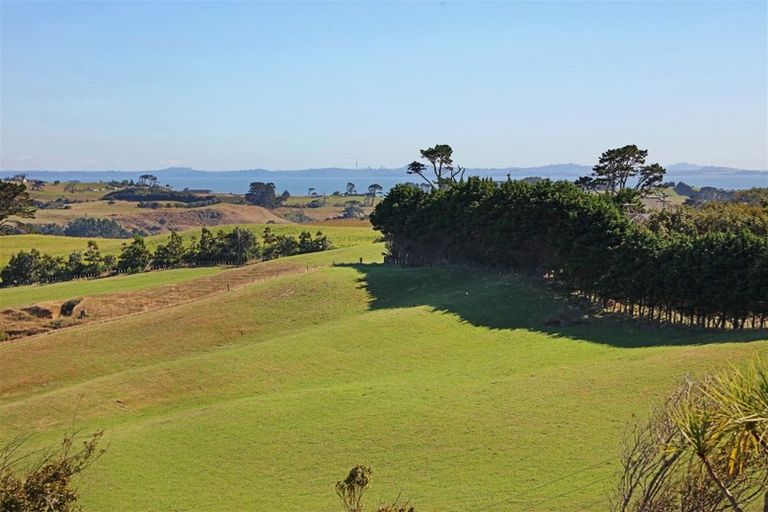 Photo of property in 166 Cooper Road, Pollok, Waiuku, 2684