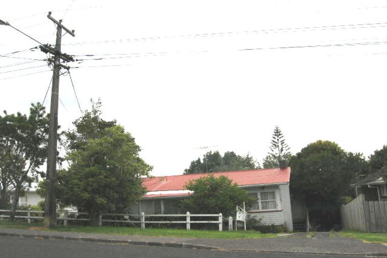 Photo of property in 22 Salisbury Road, Birkdale, Auckland, 0626