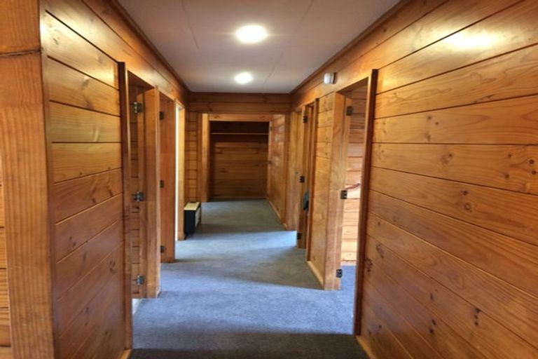 Photo of property in 22 Omapere Street, Waitangirua, Porirua, 5024