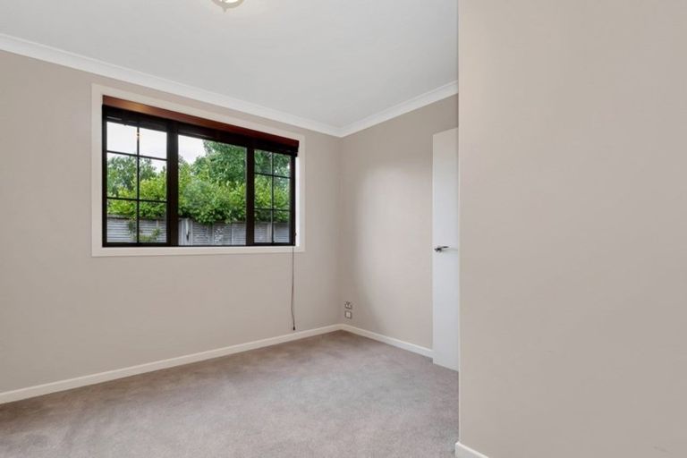 Photo of property in 1 Tarn Close, Pyes Pa, Tauranga, 3112