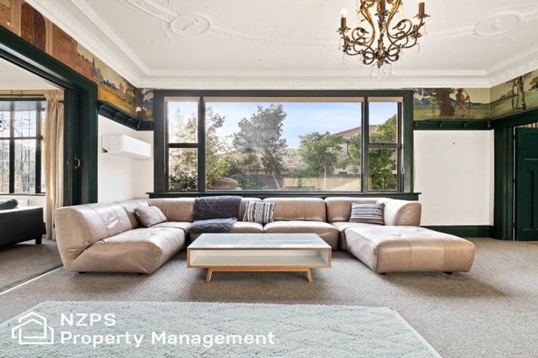 Photo of property in 169 Victoria Road, Saint Clair, Dunedin, 9012