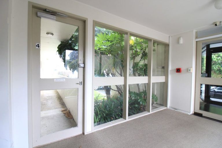Photo of property in 31/125 Grant Road, Thorndon, Wellington, 6011