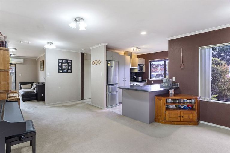 Photo of property in 141f Alfriston Road, Manurewa, Auckland, 2105