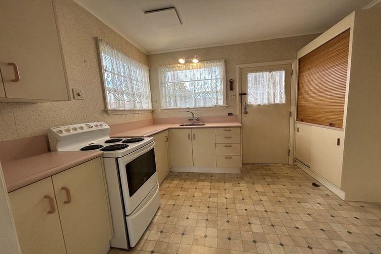 Photo of property in 460 Tremaine Avenue, Takaro, Palmerston North, 4410