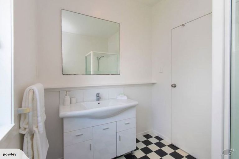 Photo of property in 33 Church Street, Tuakau, 2121