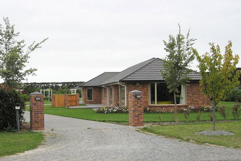 Photo of property in 31 Fairhurst Place, Rolleston, 7614