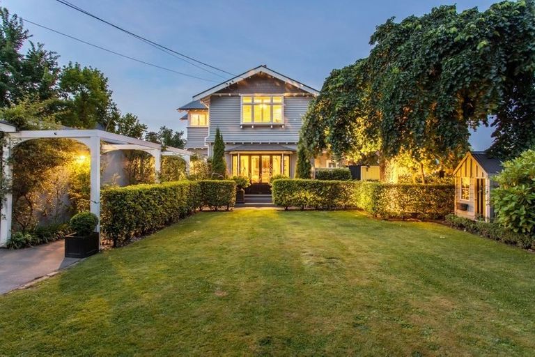 Photo of property in 75 Fisher Avenue, Beckenham, Christchurch, 8023