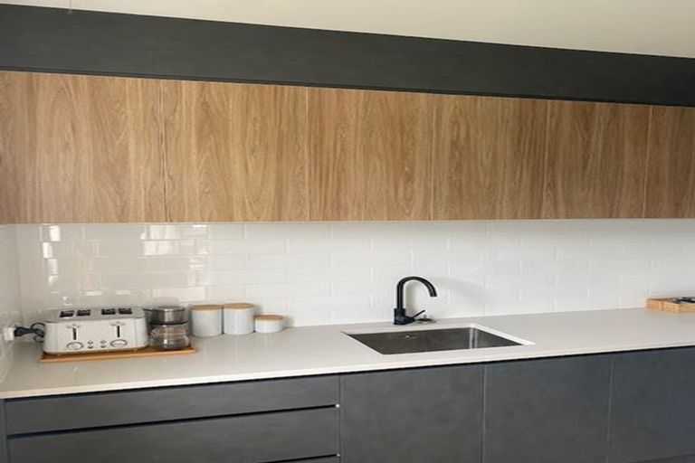 Photo of property in 8 Pukemarino Road, Waimauku, 0812