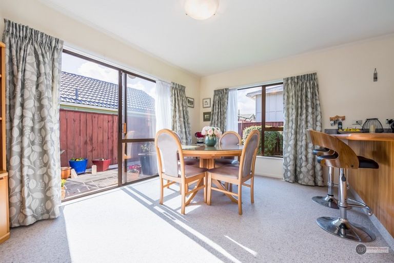 Photo of property in 15a Collingwood Street, Waterloo, Lower Hutt, 5011