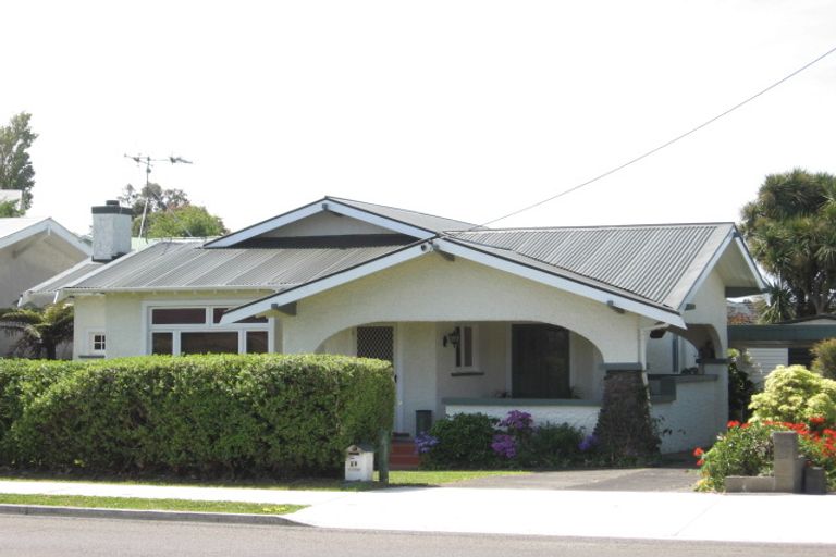 Photo of property in 24 College Street, College Estate, Whanganui, 4500
