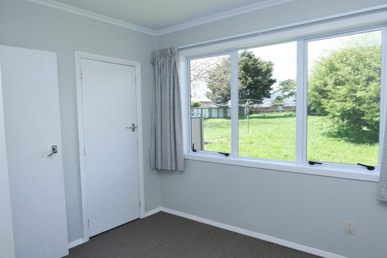 Photo of property in 22a Sussex Street, Levin, 5510