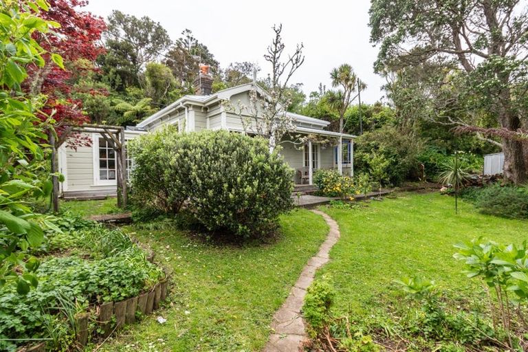 Photo of property in 11 Levina Avenue, Aro Valley, Wellington, 6021