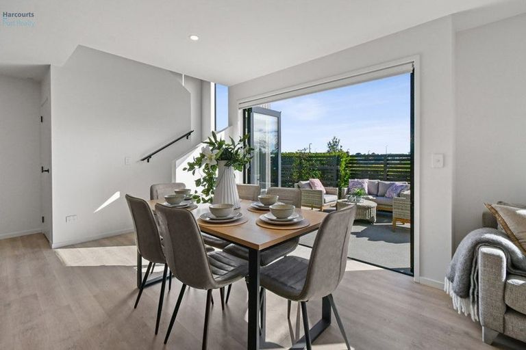Photo of property in 33 Jutland Road, Pukekohe, 2120