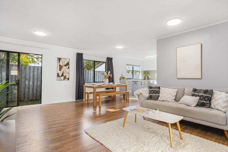 Photo of property in 5b James Cook Drive, Welcome Bay, Tauranga, 3112