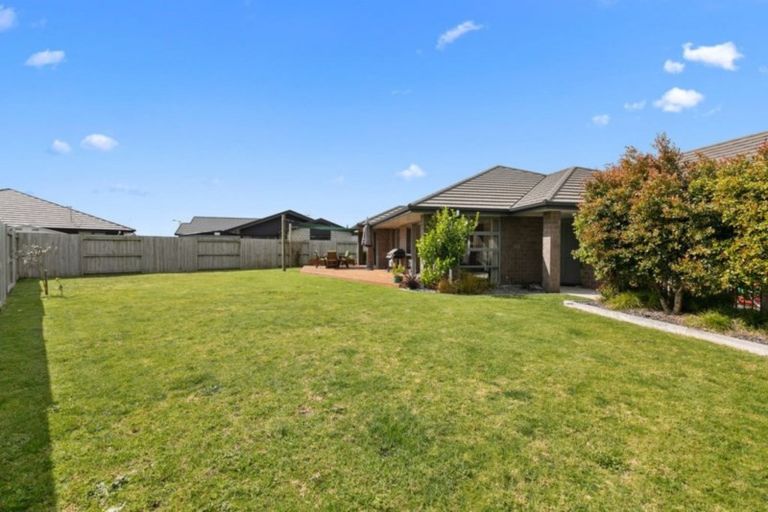 Photo of property in 141 Doncaster Drive, Papamoa Beach, Papamoa, 3118