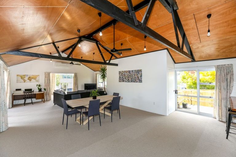 Photo of property in 3 Newlyn Place, Welbourn, New Plymouth, 4312