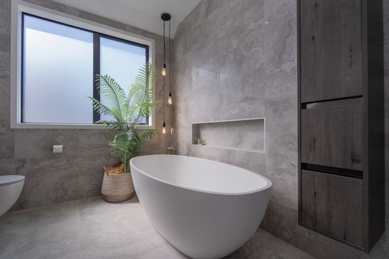 Photo of property in 1 Capstan Crescent, Whitianga, 3510