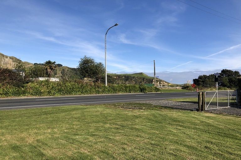 Photo of property in 63 North Street, Mokau, 4376