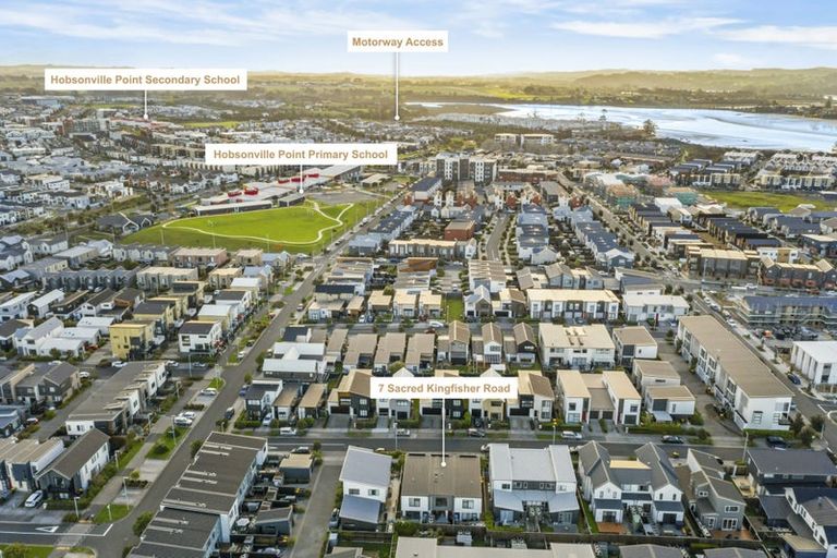 Photo of property in 7 Sacred Kingfisher Road, Hobsonville, Auckland, 0616
