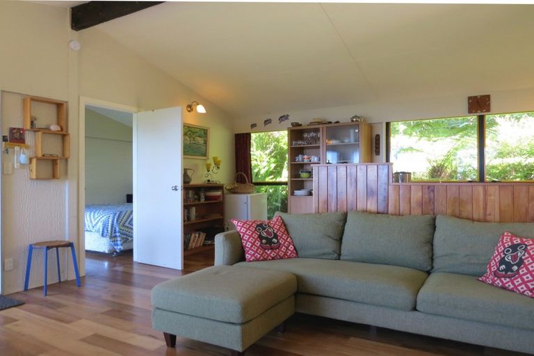 Photo of property in 11 Kowhai Place, Tuateawa, Coromandel, 3583