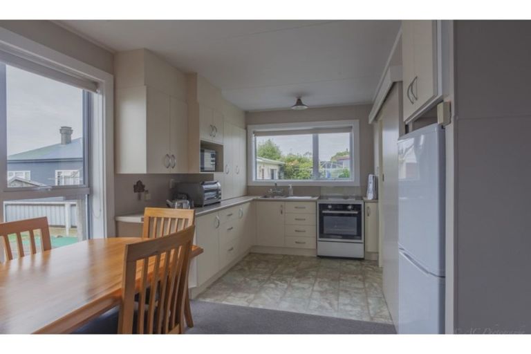 Photo of property in 3/9 Oxford Street, West End, Timaru, 7910