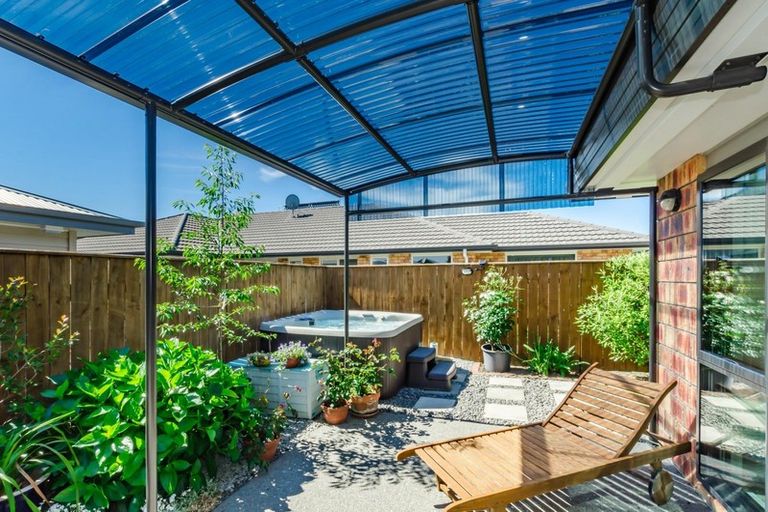 Photo of property in 23 Jade Lane, Paraparaumu, 5032