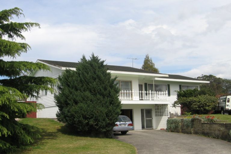Photo of property in 10 Helena Place, Sunnybrook, Rotorua, 3015