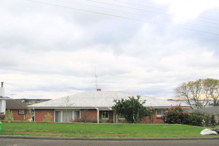 Photo of property in 12a Seaview Road, Otumoetai, Tauranga, 3110