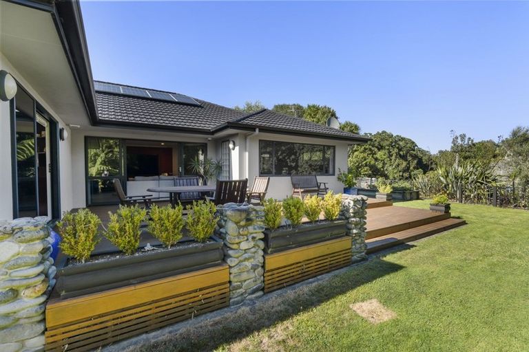 Photo of property in 227 Heta Road, Merrilands, New Plymouth, 4312