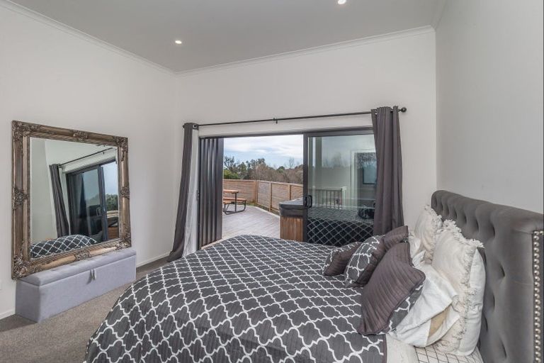 Photo of property in 112a Muhunoa Road West, Ohau, Levin, 5570