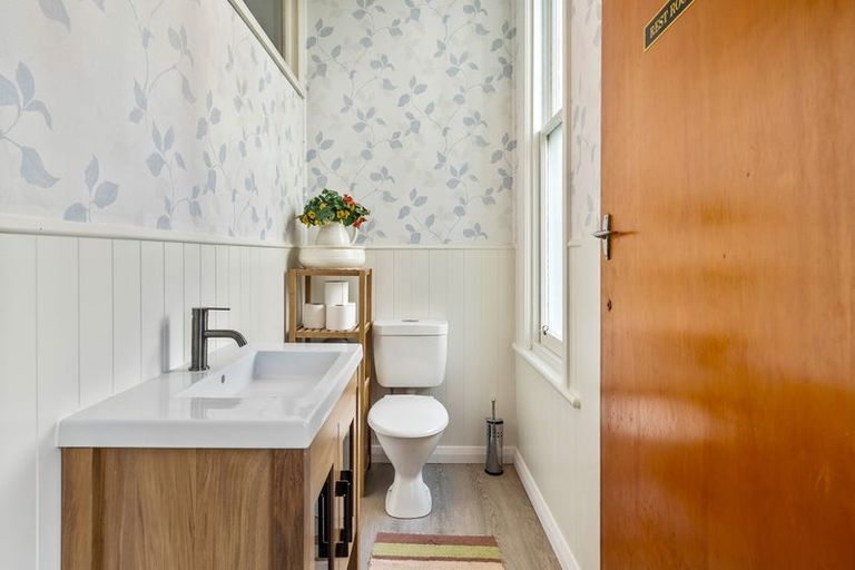 Photo of property in 12a Colonsay Street, Lawrence, 9532