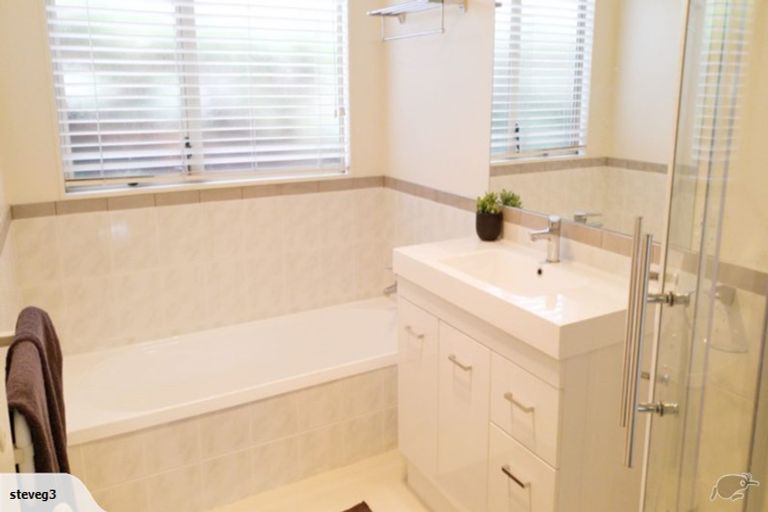 Photo of property in 59 Nielsen Gardens, Rototuna, Hamilton, 3210